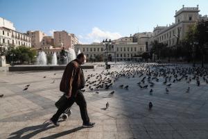 Στιγμιότυπο από το κέντρο της Αθήνας στο lockdown