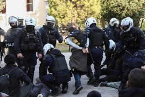 ΜΑΤ στο Πολυτεχνείο