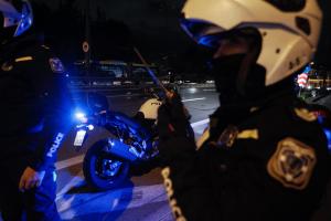 Αστυνομικοί με μηχανές