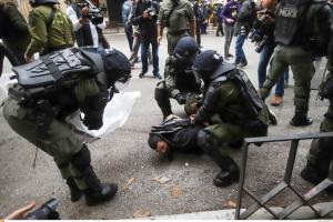 Βία αστυνομίας στη Θεσσαλονίκη