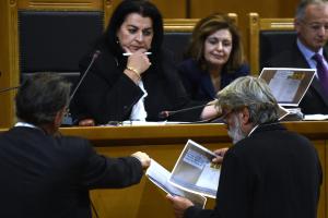 Ο δημοσιογράφος Δημήτρης Ψαρράς καταθέτει στη δίκη της Χρυσής Αυγής στις 2-10-2017