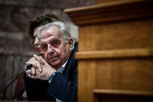 Φλαμπουράρης