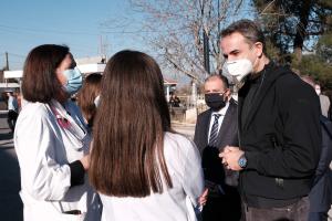 Μητσοτάκης γιατροί