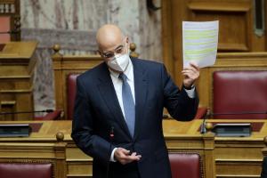 Ο Νίκος Δένδιας στη Βουλή