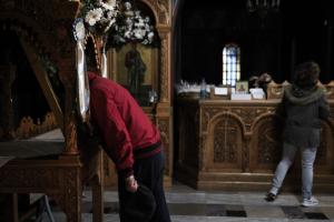 Εσπερινός στην Εκκλησία του Αγ. Ανδρέα για την ομώνυμη εορτή στην περιοχή της Λαμπρινής 29-11-2020.