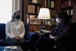 Κατερίνα Σακελλαροπούλου και Σοφία Μπεκατώρου