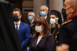 Η Κατερίνα Σακελλαροπούλου στη δοξολογία της Πρωτοχρονιάς