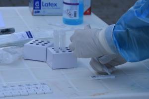 Δειγματοληπτικοί ελέγχοι για covid-19, έξω από τα γενικά Λύκεια του Ναυπλίου