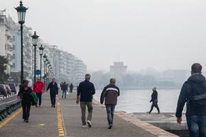 ΘΕΣΣΑΛΟΝΙΚΗ ΠΑΡΑΛΙΑ ΠΕΖΟΙ ΜΑΣΚΕΣ