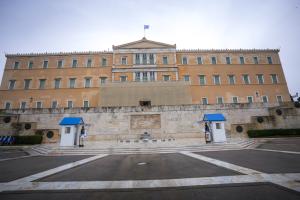 Η Βουλή εξωτερικά