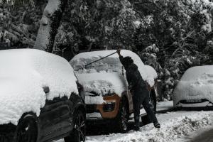 Χιόνια αυτοκίνητο