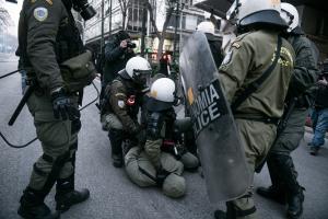 ΜΑΤ σύλληψη