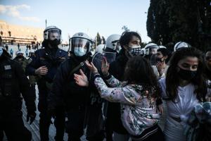 Καλλιτέχνες στο Σύνταγμα