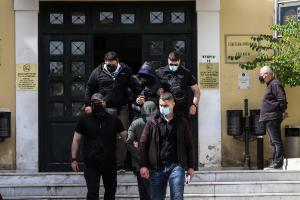 Ο Μένιος Φουρθιώτης απολογείται στον εισαγγελέα