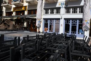 Κατάστημα κλειστό εστίαση καρέκλες
