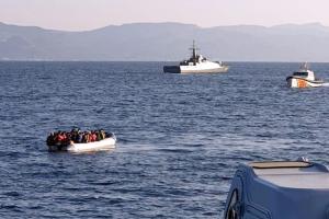 ΛΙΜΕΝΙΚΟ ΤΟΥΡΚΙΚΗ ΑΚΤΑΙΩΡΟΣ ΛΕΣΒΟΣ ΠΡΟΣΦΥΓΕΣ