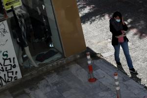 Κατάστημα στην Αθήνα εν μέσω lockdown