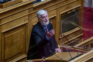 Ο Γιάννης Λοβέρδος στη Βουλή