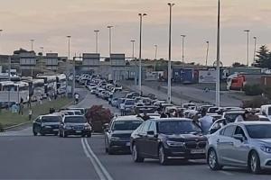 ΜΠΟΤΙΛΙΑΡΙΣΜΑ ΠΡΟΜΑΧΩΝΑΣ ΤΟΥΡΙΣΤΕΣ