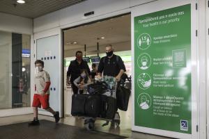 αεροδρόμιο τουρισμός παιδί
