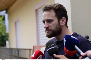 γλυκα νερα συζυγοκτονος