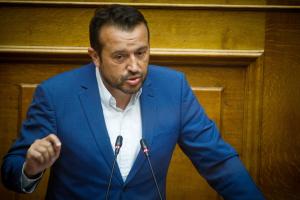 Ο Νίκος Παππάς στη Βουλή.