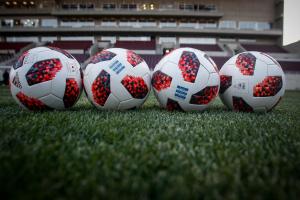 Μπάλες ποδοσφαίρου της Super League