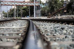 σιδηροδρομική γραμμή τρένο