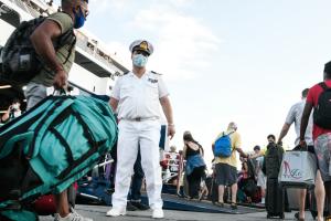 Έλεγχοι στο λιμάνι του Πειραιά