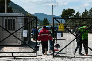 Δομή Μαλακάσα πρόσφυγες μετανάστες