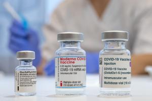 Εμβόλια Pfizer και Moderna