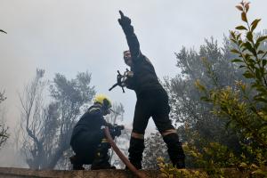 Πυροσβέστες