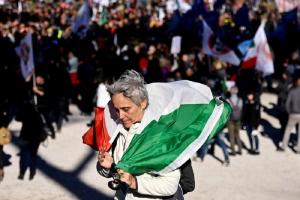 ΜΑΖΙΚΗ ΔΙΑΔΗΛΩΣΗ ΣΥΝΔΙΚΑΤΩΝ ΚΑΤΑ ΤΟΥ ΦΑΣΙΣΜΟΥ ΣΤΗ ΡΩΜΗ