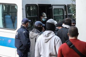 Οι κατηγορούμενοι αστυνομικοί της καταδίωξης στο Πέραμα