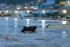 ΙΘΑΚΗ ΠΛΗΜΜΥΡΑ ΒΑΘΥ
