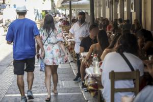 Κατάστημα εστίασης στο Μοναστηράκι