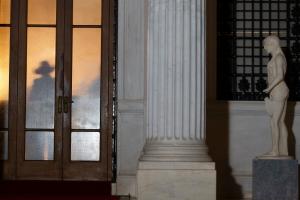 ΟΛΛΑΝΔΗ ΔΗΜΟΣΙΟΓΡΑΦΟΣ ΜΑΞΙΜΟΥ