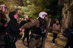 προσαγωγή Εξάρχεια Πολυτεχνείο