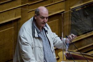 Ο Νίκος Φίλης στη Βουλή