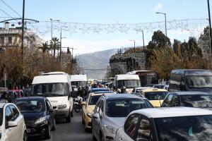 ΚΙΝΗΣΗ στους δρόμους