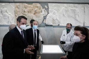 Κυριάκος Μητσοτάκης και Λίνα Μενδώνη
