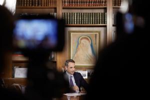 Ο Κυριάκος Μητσοτάκης παραχωρεί συνέντευξη
