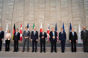 G7