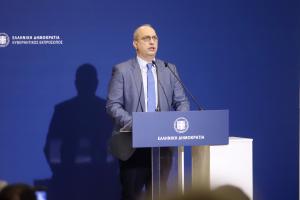 Ο Γιάννης Οικονόμου