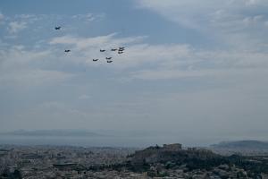 Μαχητικά αεροσκάφη στην Ακρόπολη