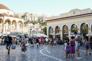 Μοναστηράκι καλοκαίρι