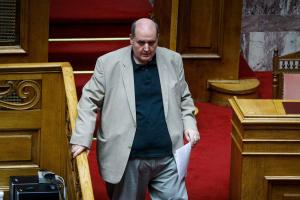 Ο Νίκος Φίλης στη Βουλή