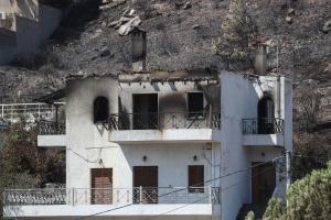 φωτιά σπίτι Πεντέλη