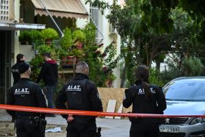 Αστυνομικοί σε τόπο εγκλήματος