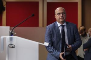 Ο Γιάννης Οικονόμου